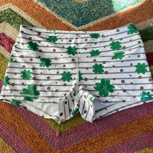 Medium wod bottom Clover shorts